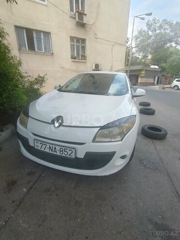 Renault Megane-6