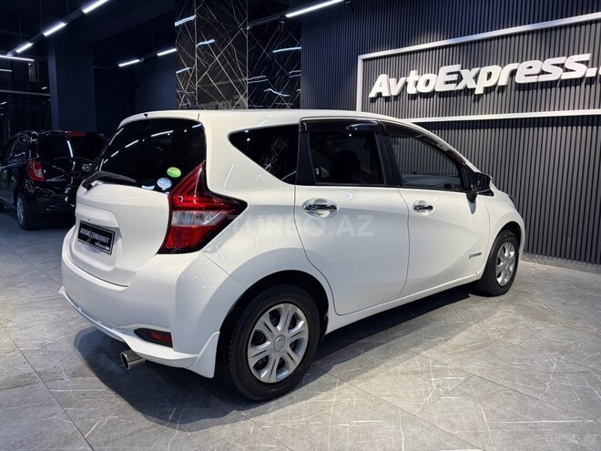 Nissan Note-17