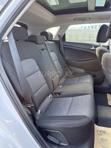 Hyundai Tucson-10