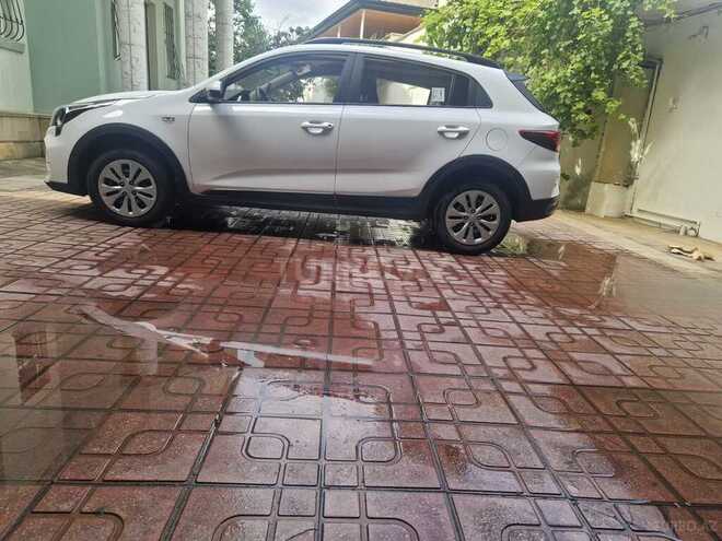 Kia Rio X-Line-4
