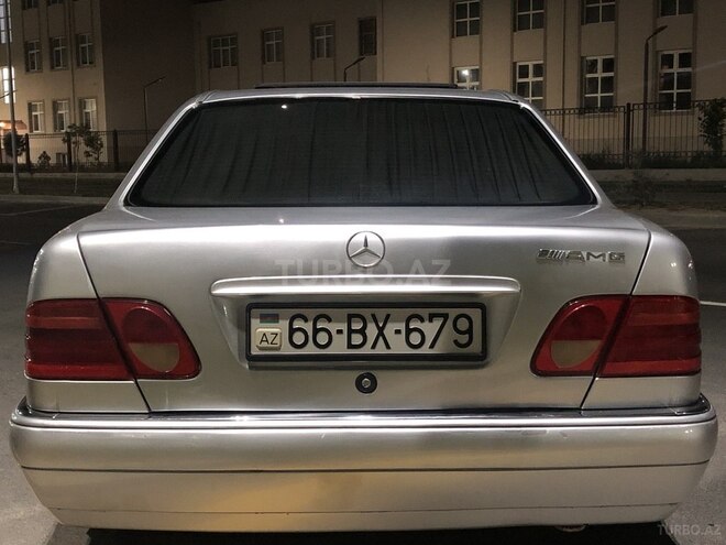 Mercedes E 200-6