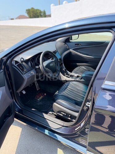 Hyundai Sonata-5