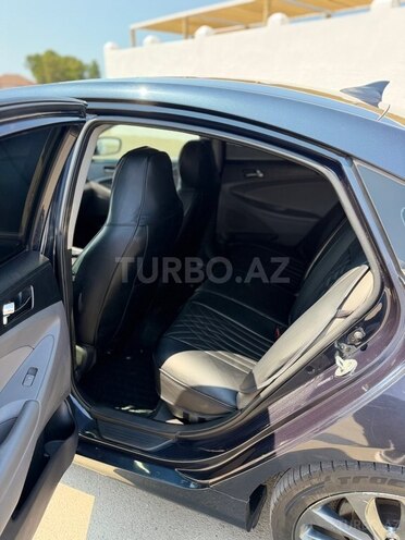 Hyundai Sonata-7