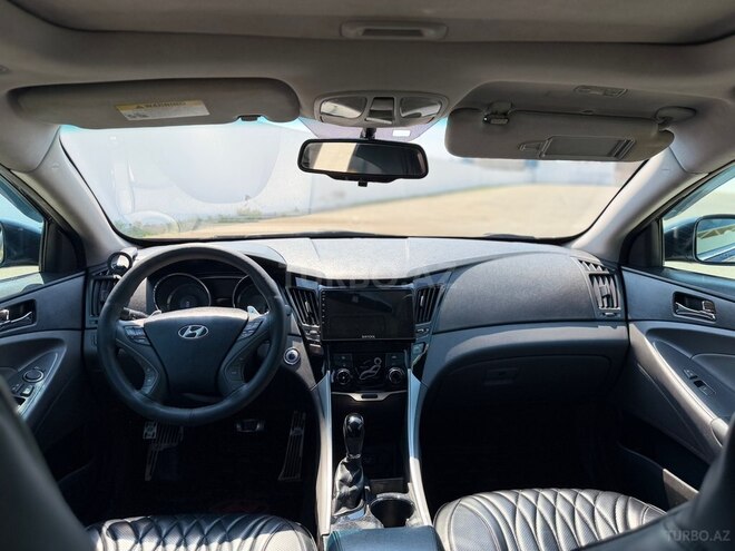 Hyundai Sonata-6