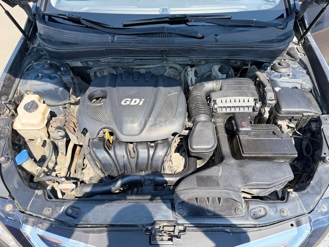 Hyundai Sonata-9