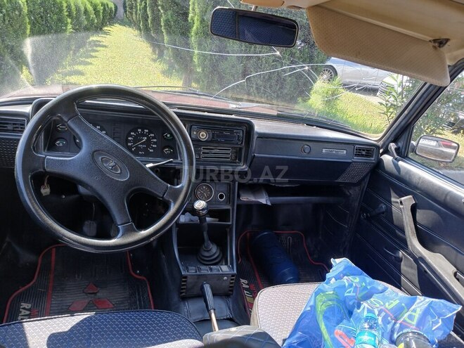 LADA (VAZ) 2107-9