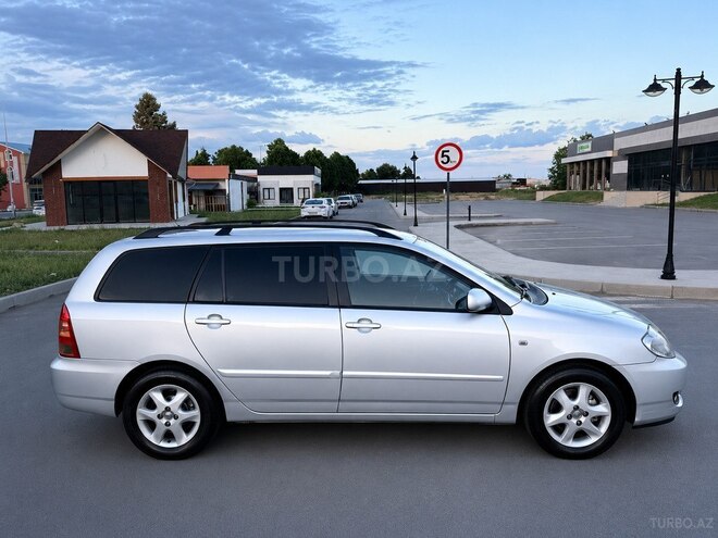 Toyota Corolla-6