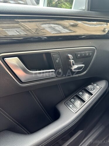 Mercedes E 220-14