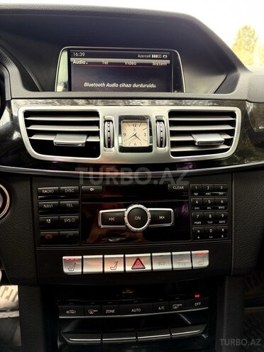 Mercedes E 220-9