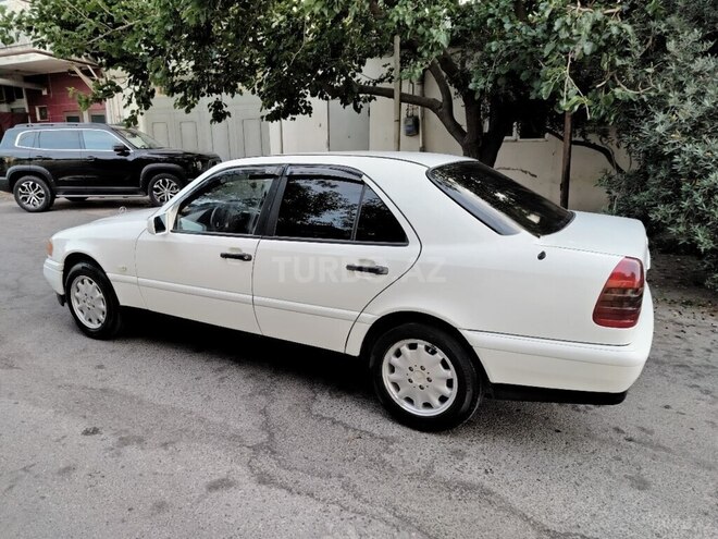 Mercedes C 180-5