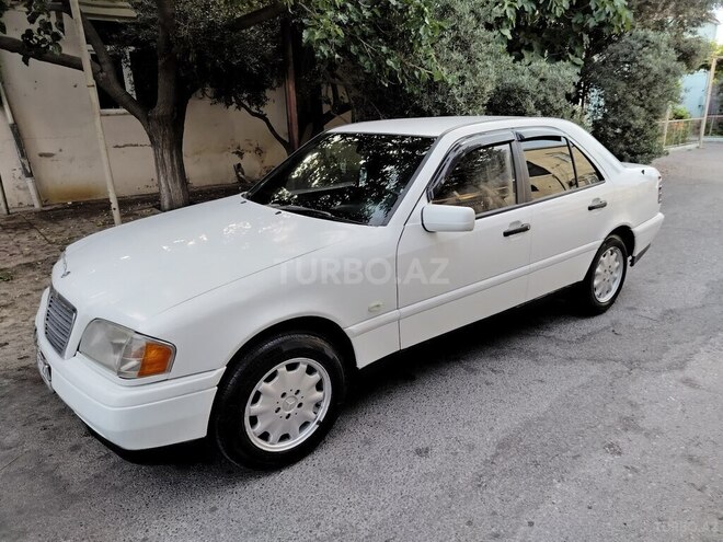 Mercedes C 180-6