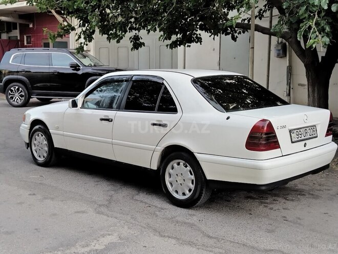 Mercedes C 180-13