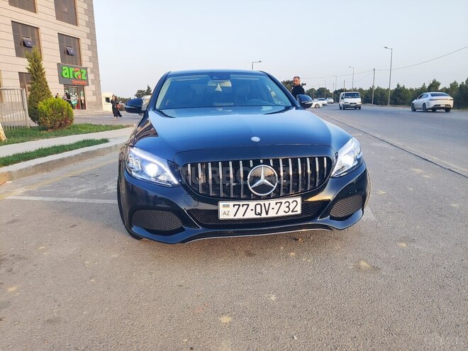 Mercedes C 300-1