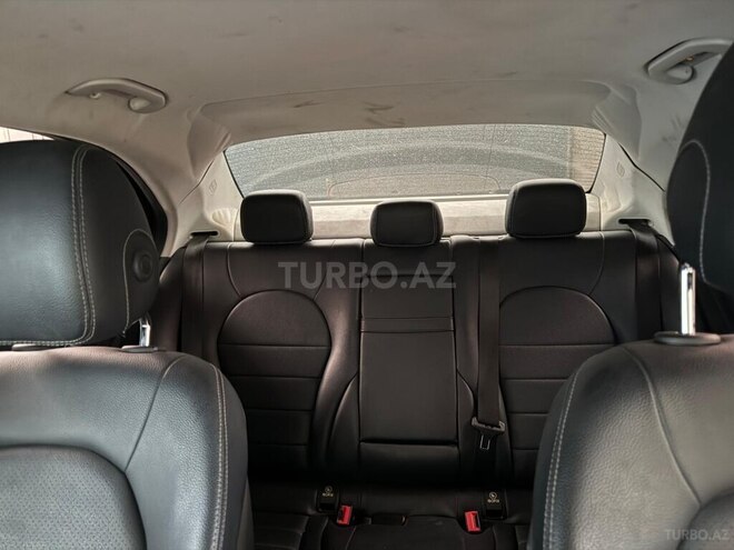 Mercedes C 300-16