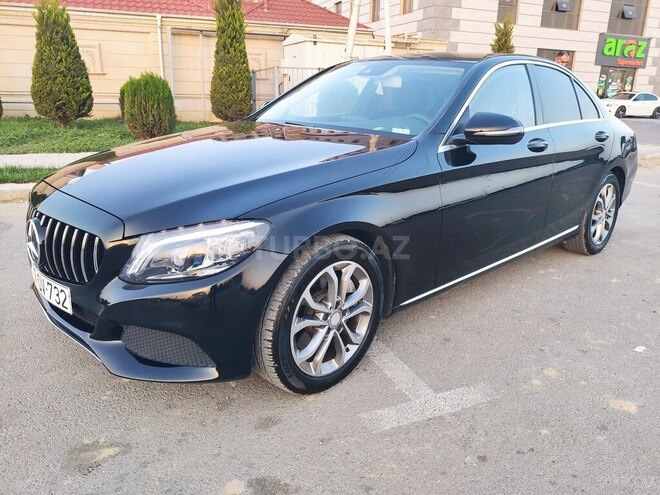Mercedes C 300-21