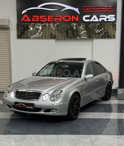 Mercedes E 320-1