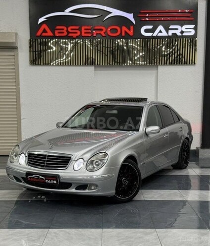 Mercedes E 320-3