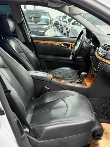 Mercedes E 320-18