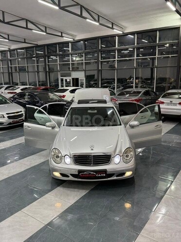 Mercedes E 320-7