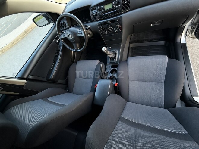 Toyota Corolla-12