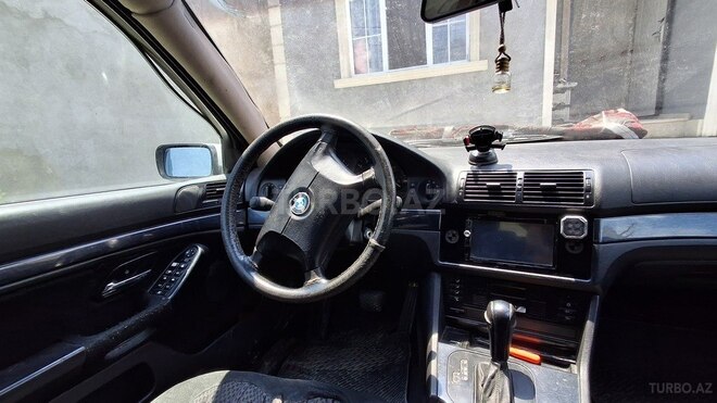 BMW 520-4