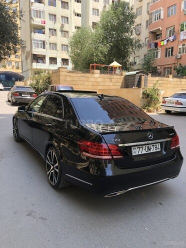 Mercedes E 220-9
