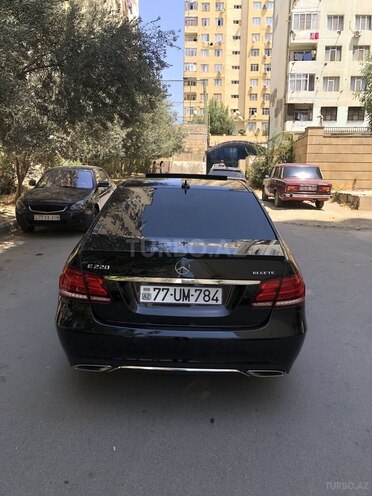 Mercedes E 220-8