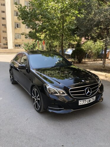 Mercedes E 220-4