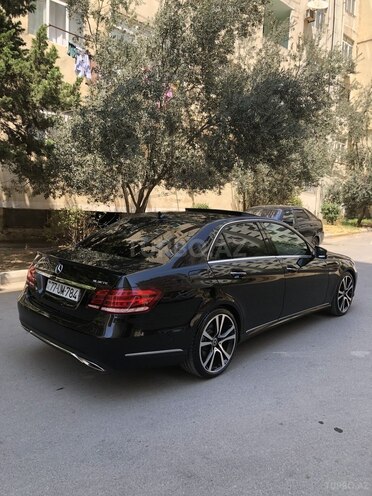 Mercedes E 220-7