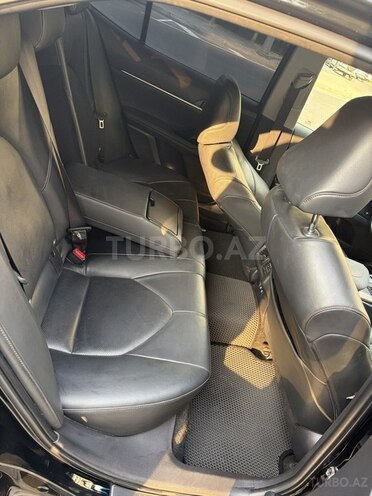 Toyota Camry-5
