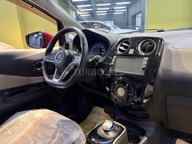 Nissan Note-5