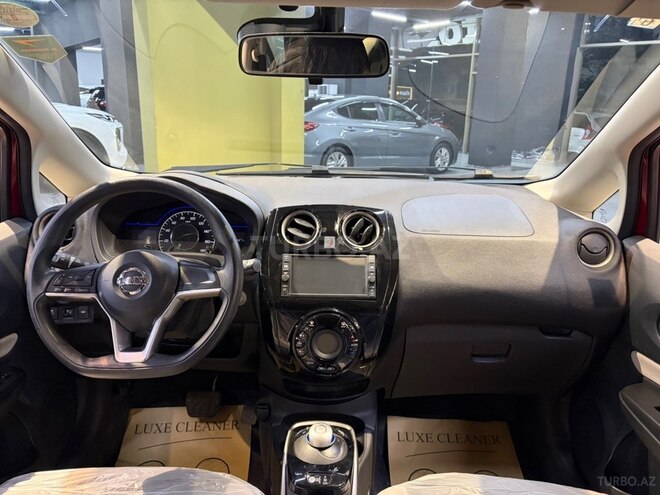 Nissan Note-9