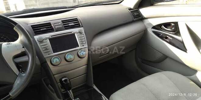 Toyota Camry-11