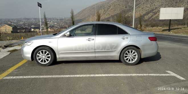 Toyota Camry-4