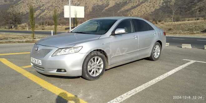 Toyota Camry-3