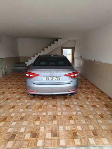 Hyundai Sonata-8