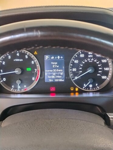 Hyundai Sonata-18