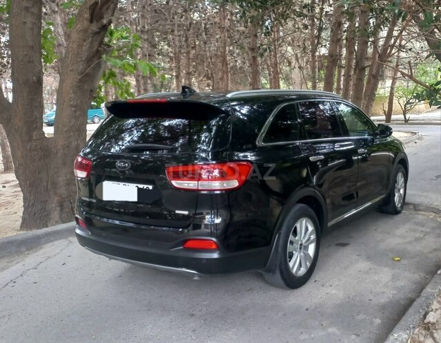 Kia Sorento-10