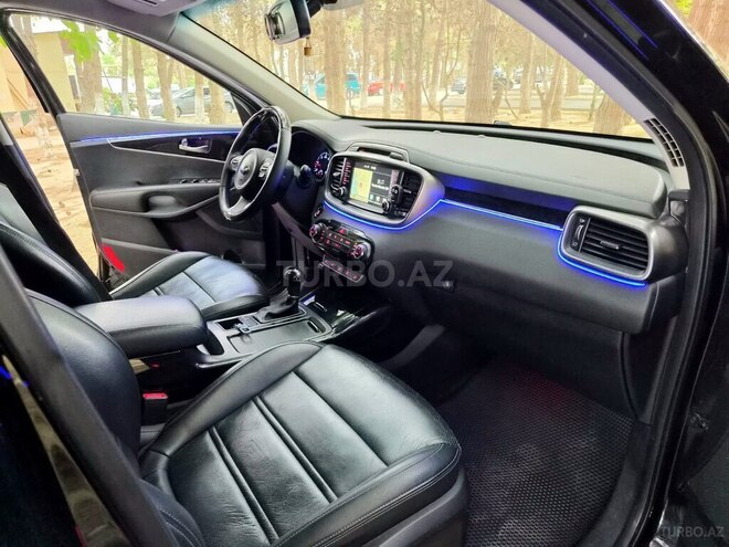 Kia Sorento-18