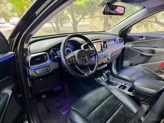 Kia Sorento-14