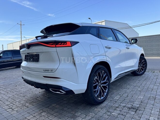 Changan Uni-Z-17