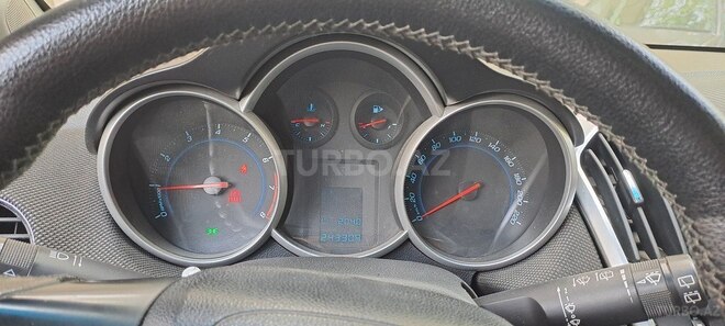 Chevrolet Cruze-7