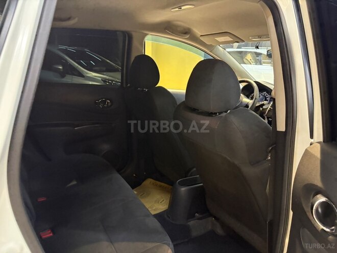 Nissan Note-7