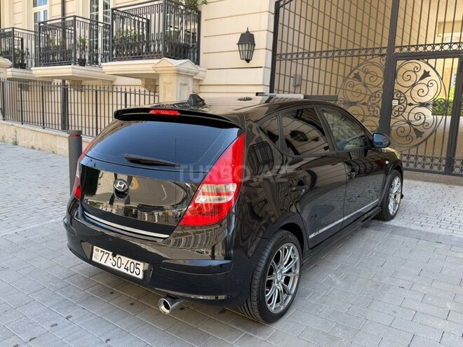 Hyundai i30-11