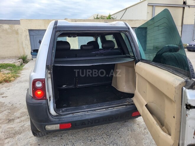 Land Rover Freelander-2