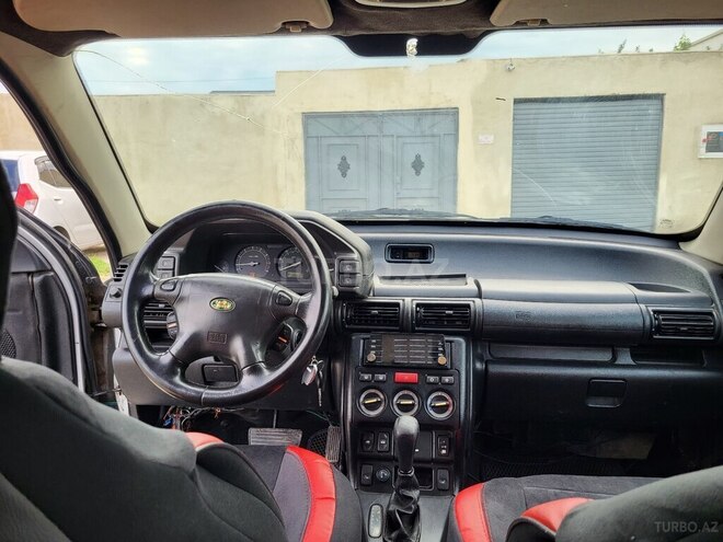 Land Rover Freelander-3
