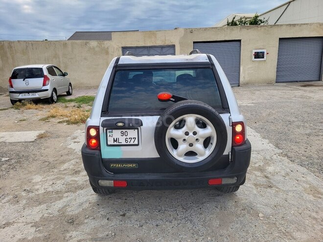 Land Rover Freelander-13