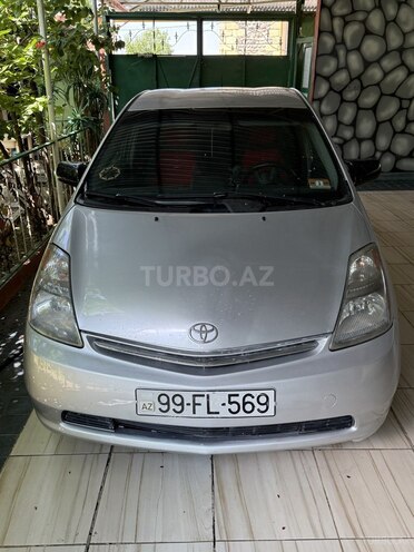 Toyota Prius-1