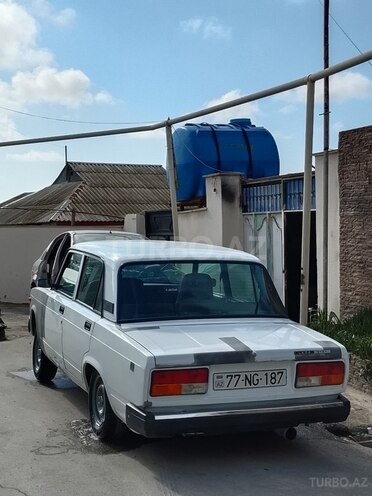 LADA (VAZ) 2107-8