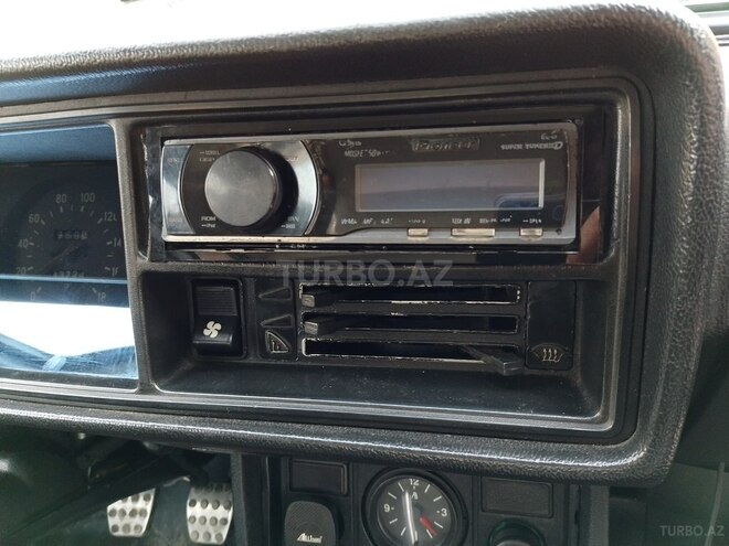 LADA (VAZ) 2107-10